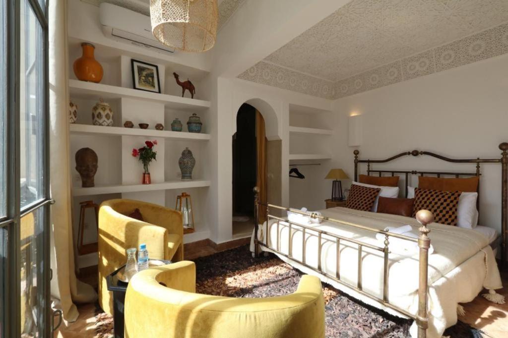 Riad 103 Medina Pool And Hammam Marrakesh Exterior photo