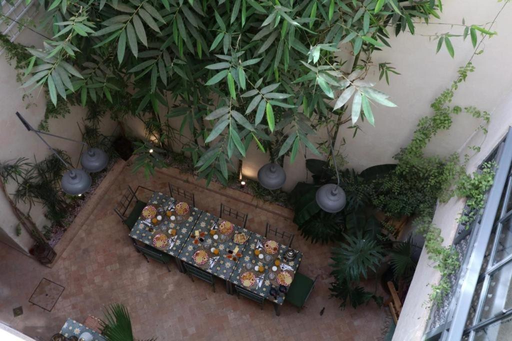 Riad 103 Medina Pool And Hammam Marrakesh Exterior photo