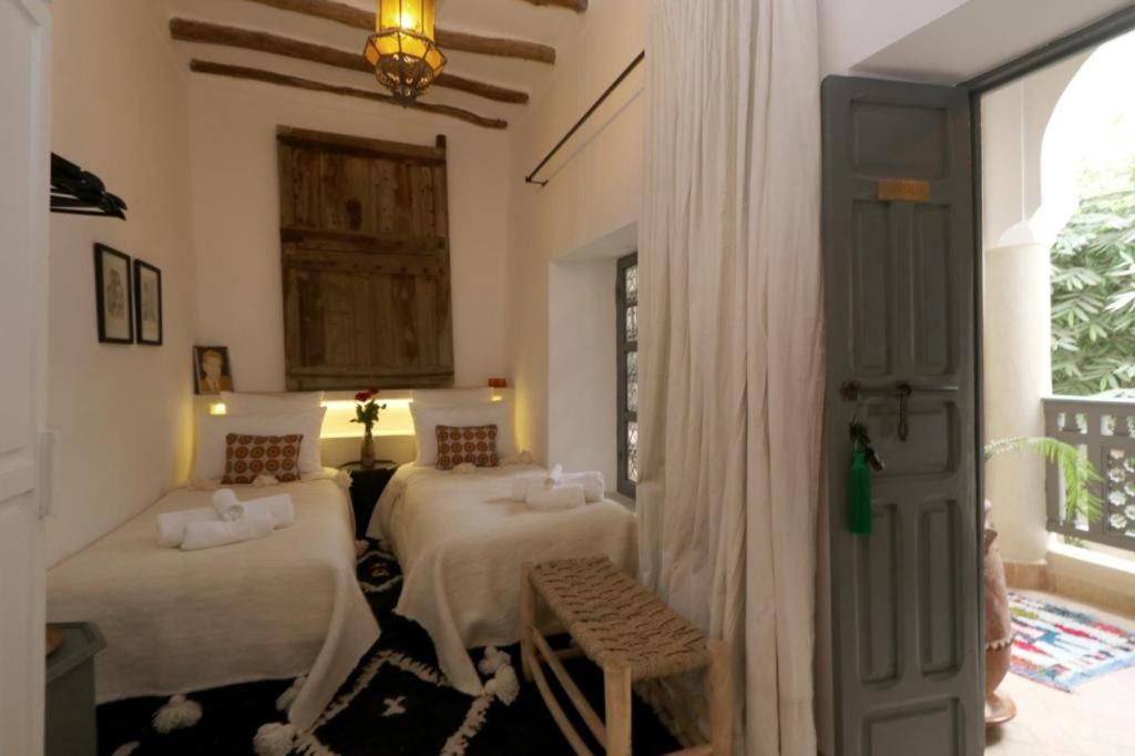 Riad 103 Medina Pool And Hammam Marrakesh Exterior photo